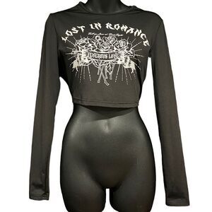 Lost in Romance Long Sleeve Cropped Shirt Crop Top Women’s Medium